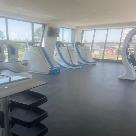 Black Hut Pension&restaurant *** *