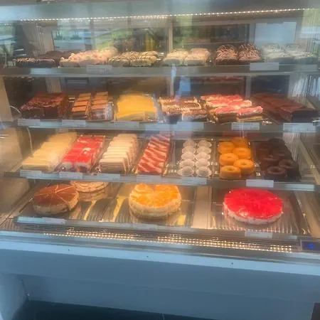 Hotel Black Hut Pension&restaurant *** *