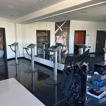 Black Hut Pension&restaurant ***