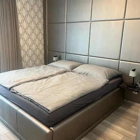 Black Hut Pension&restaurant *** Hotel Dunajská Streda