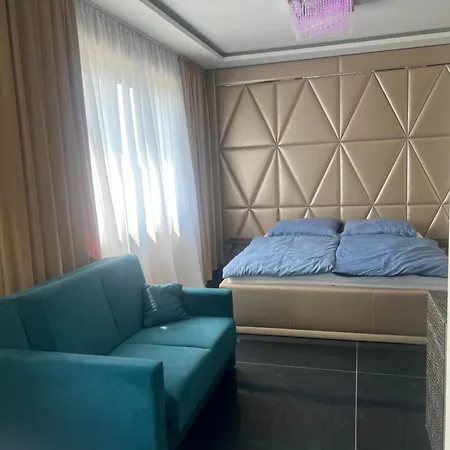 Black Hut Pension&restaurant ***