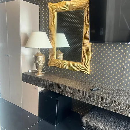 Black Hut Pension&restaurant *** *